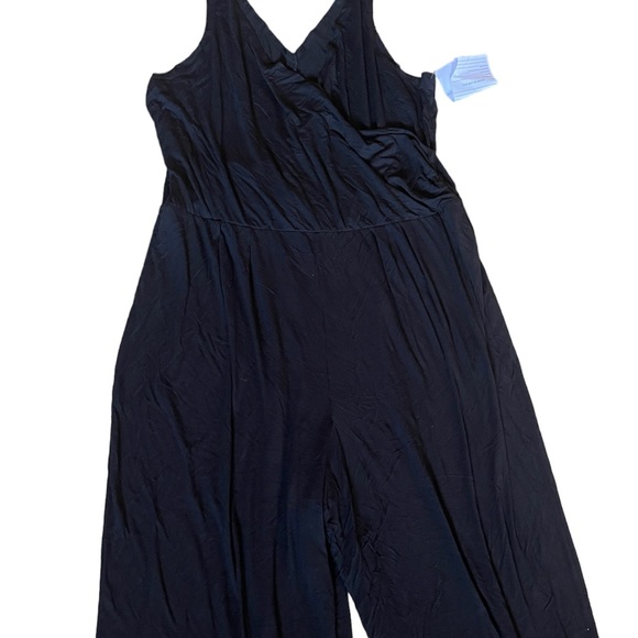 Adore Me Women Jumpsuit Black
X19-26 - Picture 2 of 4